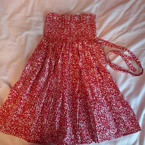 4/$25 deal!! Forever 21 Strapless flowy top